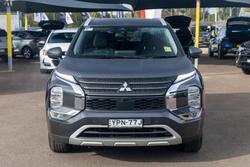 2024 Mitsubishi
Outlander LS