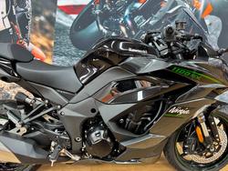 2025 Kawasaki NINJA 1100SX METALLIC DIABLO BLACK