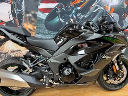 2025 Kawasaki NINJA 1100SX METALLIC DIABLO BLACK