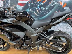2025 Kawasaki NINJA 1100SX METALLIC DIABLO BLACK