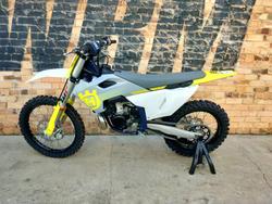 2024 HUSQVARNA TC 250 2T MOTOCROSS GREY