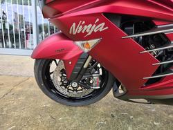 2025 Kawasaki 2025 Kawasaki 1400CC NINJA ZX-14R SE Red