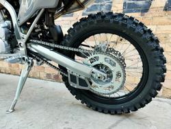 2025 KAWASAKI KLX300R ENDURO GREY