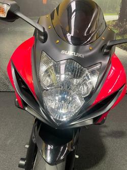 2015 Suzuki GSX-R750 Red