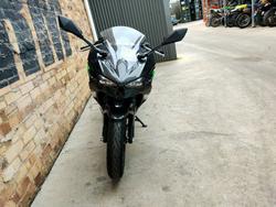 2025 KAWASAKI NINJA 500 (EX500G) ROAD GREY