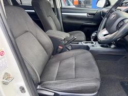 2016 Toyota Hilux SR5 GUN126R 4X4 Dual Range Crystal Pearl