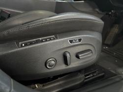 2020 Holden
Calais V