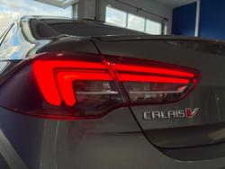 2020 Holden
Calais V