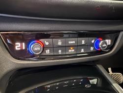 2020 Holden
Calais V