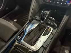 2020 Holden
Calais V