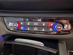 2020 Holden
Calais V