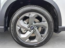 2025 Subaru Forester STI Sport S5 MY24 AWD Crystal White