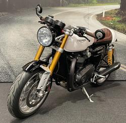 2019 Triumph THRUXTON R White
