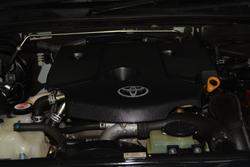 2018 Toyota
Hilux SR5
