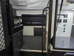 2018 Lifestyle Campers RECONN