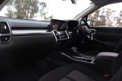 2022 Kia
Sorento Sport