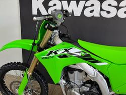 2025 Kawasaki KX450X GREEN