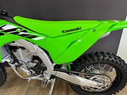 2025 Kawasaki KX450X GREEN