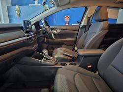 2020 Kia
Cerato S