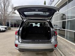 2022 Ford
Everest Trend