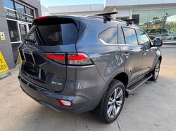 2024 Isuzu
MU-X LS-T