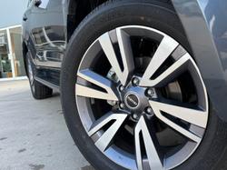 2024 Isuzu
MU-X LS-T