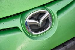 2012 Mazda
2 Neo