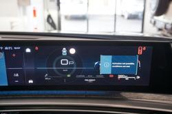 2025 Peugeot
5008 GT Premium Hybrid
