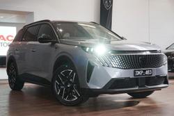 2025 Peugeot
5008 GT Premium Hybrid
