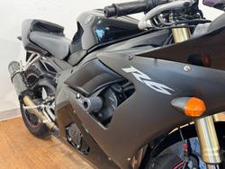 2005 Yamaha YZF-R6 BLACK
