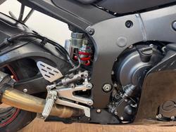2005 Yamaha YZF-R6 BLACK