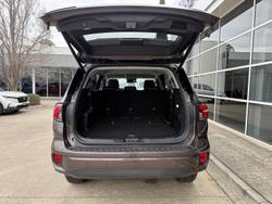 2024 Ford
Everest Sport