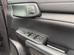 2024 Ford
Everest Sport