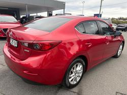 2014 Mazda
3 Maxx