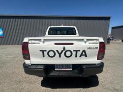 2023 Toyota
Hilux SR