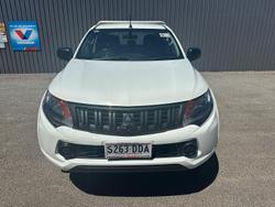 2018 Mitsubishi
Triton GLX