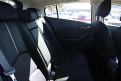2016 Mazda
3 Maxx