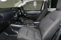 2022 Toyota
Hilux Workmate
