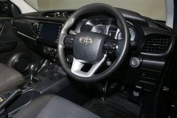 2022 Toyota
Hilux Workmate