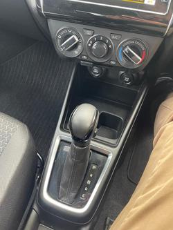 2017 Suzuki Swift GL Navigator AZ Speedy Blue