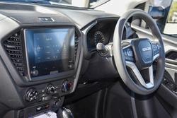 2025 Isuzu
D-MAX SX