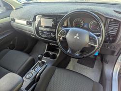 2013 Mitsubishi Outlander ES ZJ MY14 4X4 On Demand Cool Silver