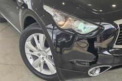 2018 INFINITI
QX70 GT