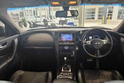 2018 INFINITI
QX70 GT