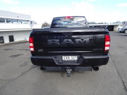 2019 RAM 1500 Express DS MY19 4X4 Dual Range Diamond Black