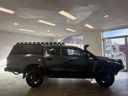 2022 Mitsubishi
Triton GSR