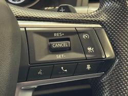 2022 Mitsubishi
Outlander ES