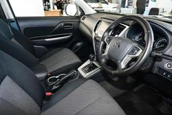 2023 Mitsubishi
Triton GLS