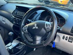 2014 Mitsubishi
Triton GLX