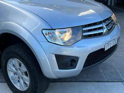 2014 Mitsubishi
Triton GLX